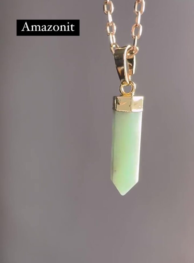 Wisiorki z kamieni naturalnych duże