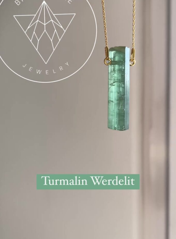 Naszyjnik z dużym Turmalinem Werdelitem