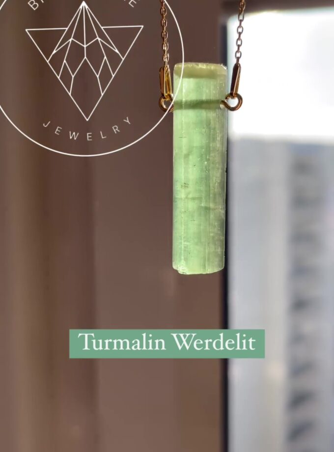 Naszyjnik z dużym Turmalinem Werdelitem