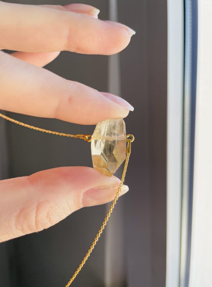 Naszyjnik z Cytrynem Naturalnym (okaz3)