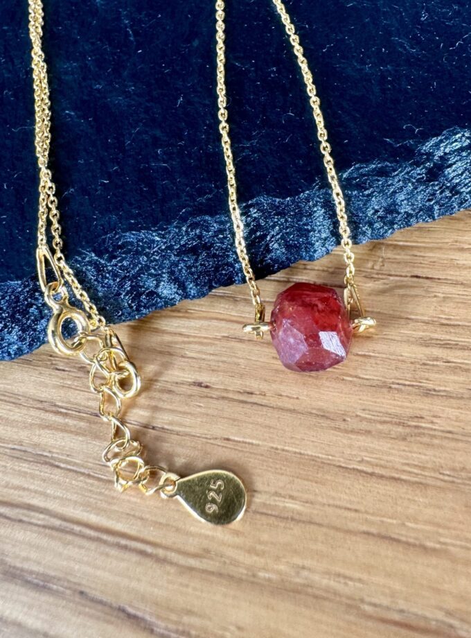 Naszyjnik z Granatem Hessonitem (okaz II)