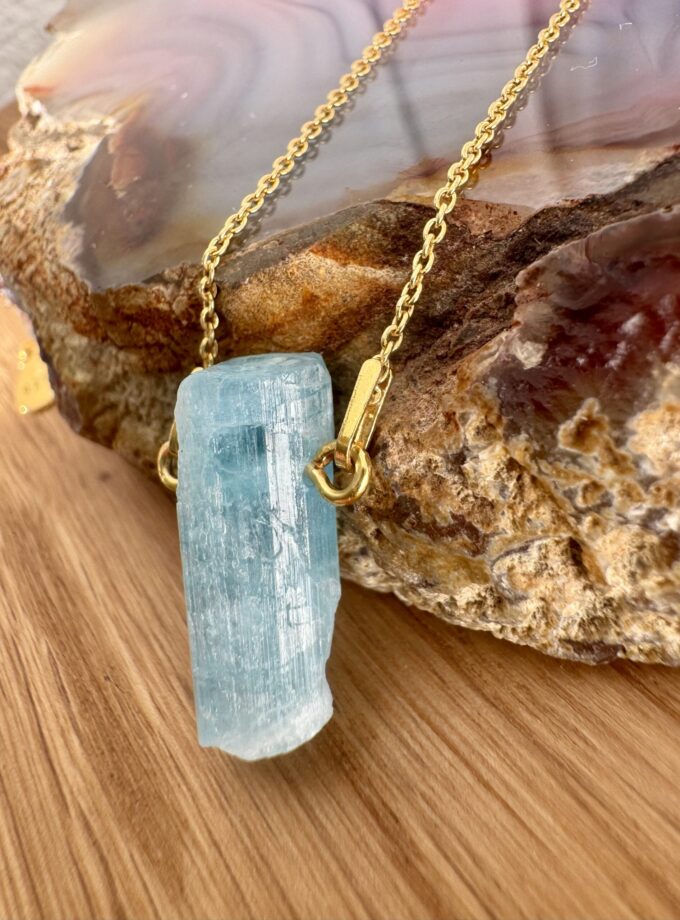 Naszyjnik z Akwamarynem