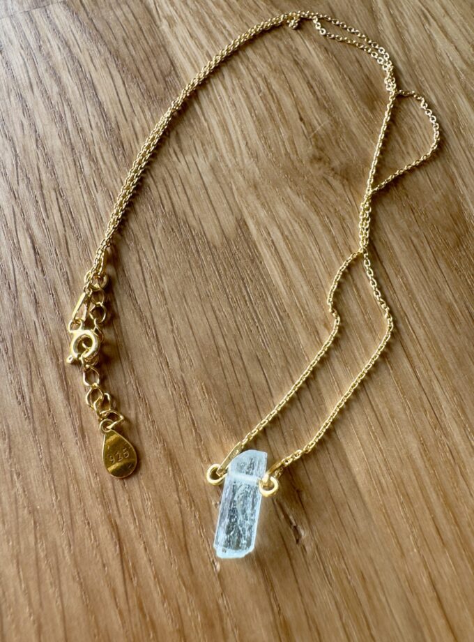 Naszyjnik z małym Akwamarynem, Luc Yen Wietnam