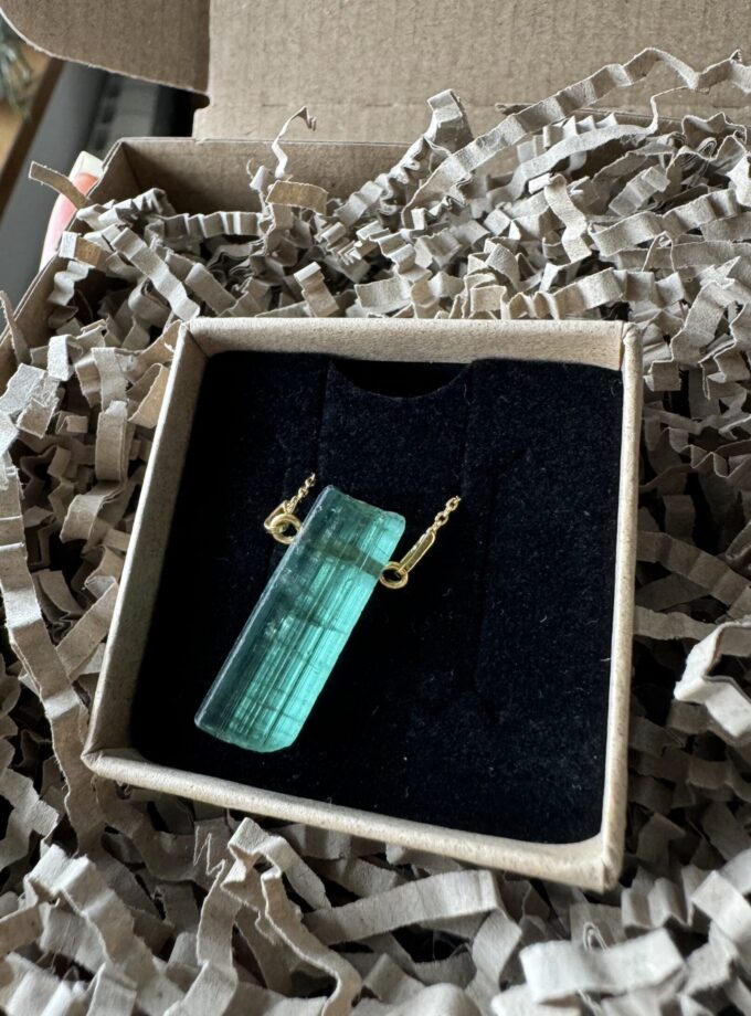 Naszyjnik z Dużym Turmalinem Werdelitem