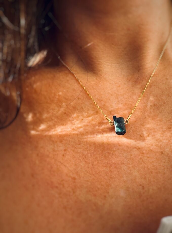 Naszyjnik z Turmalinem Indygolitem (okaz5)