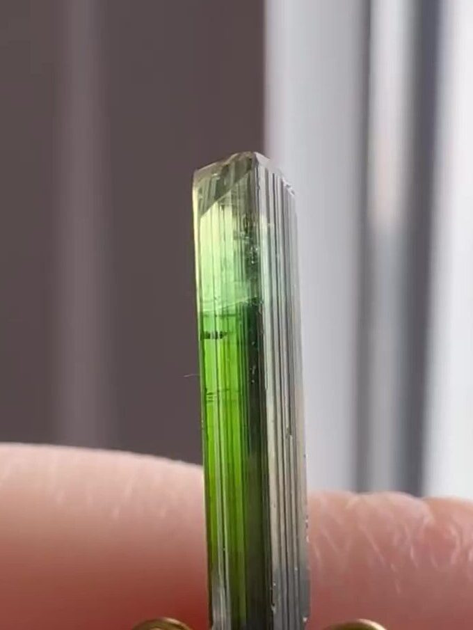 Naszyjnik z Turmalinem Werdelitem, Afganistan