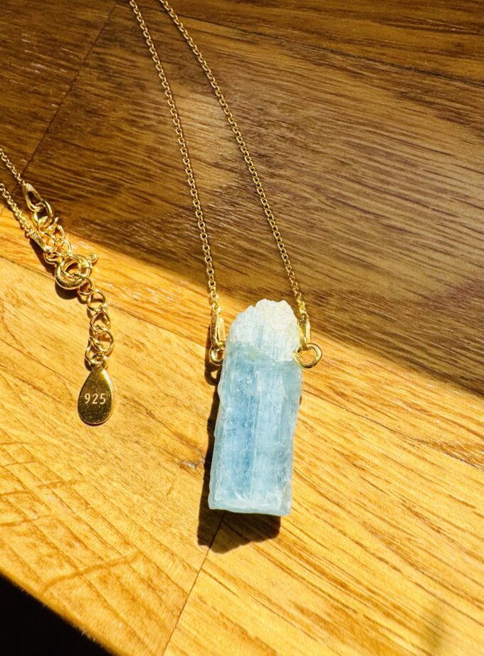 Naszyjnik z Akwamarynem - kryształ naturalny
