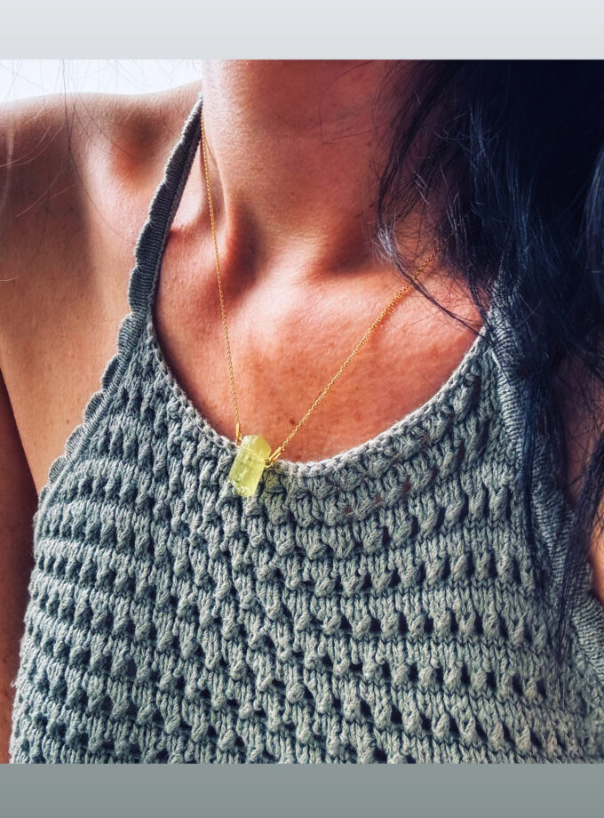 Naszyjnik z naturalnym kryształem Apatytu z Maroka