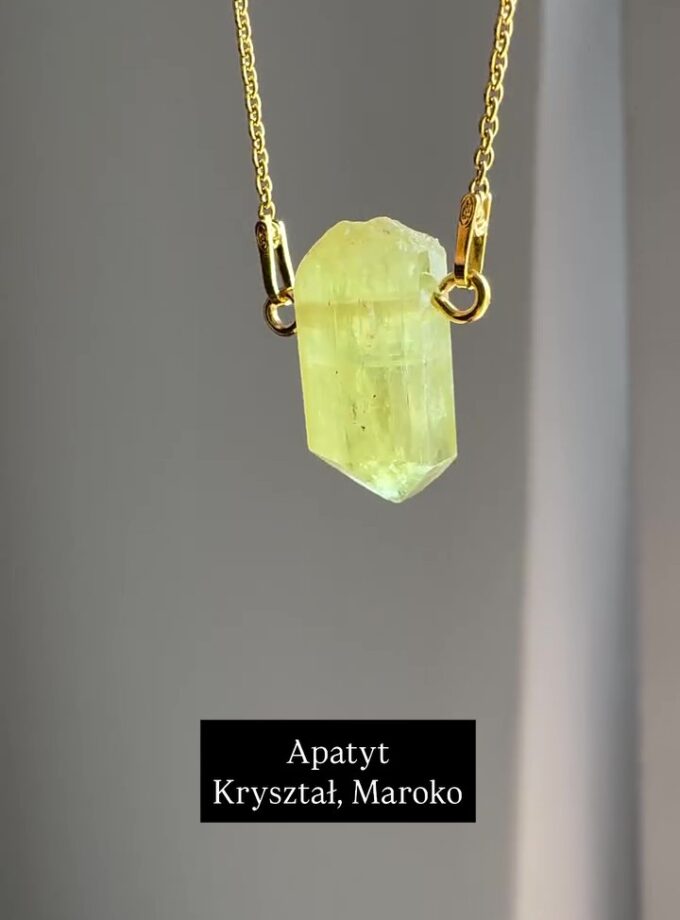 Naszyjnik z naturalnym kryształem Apatytu z Maroka