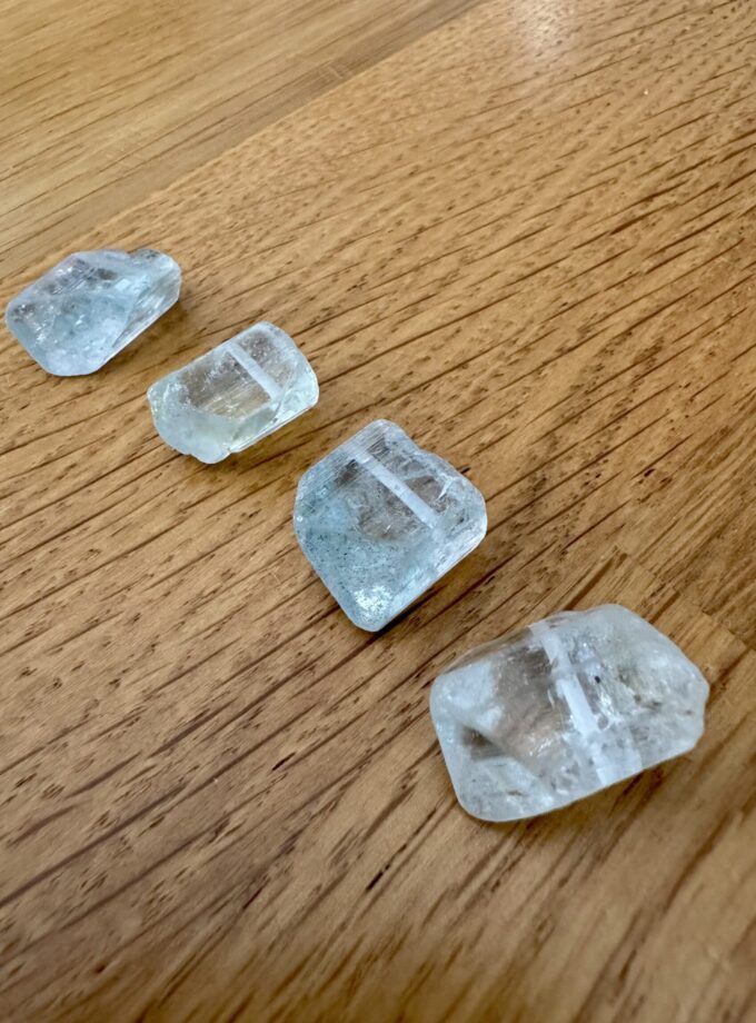 Naszyjnik z Naturalnym Topazem z Nigerii (wybór okazu)