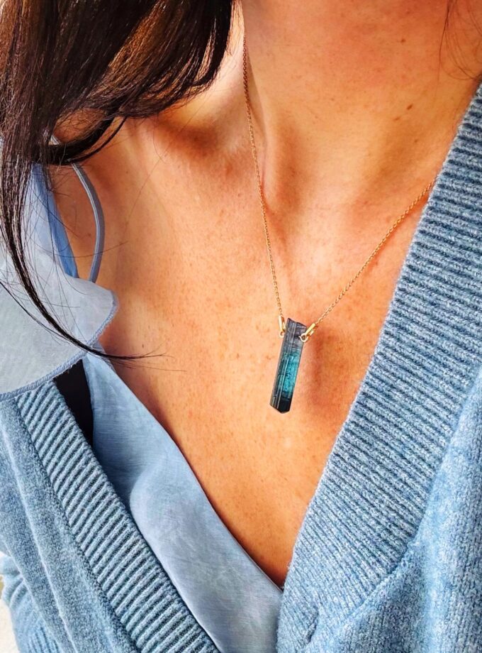 Naszyjnik z Indygolitem, Afganistan