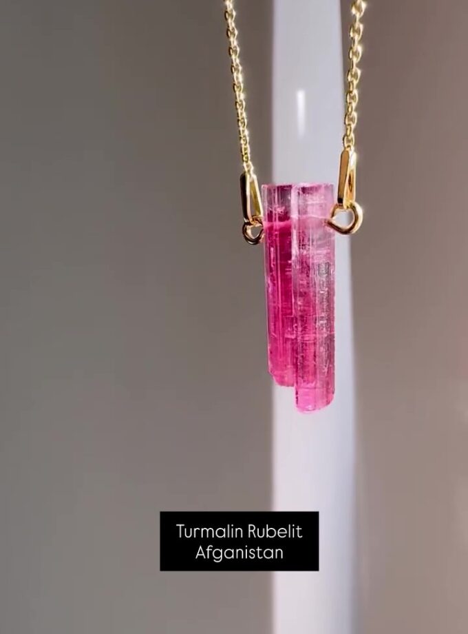 Naszyjnik z Rubelitem z Afganistanu