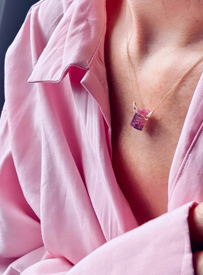 Naszyjnik z Tęczowym Rubelitem z Afganistanu