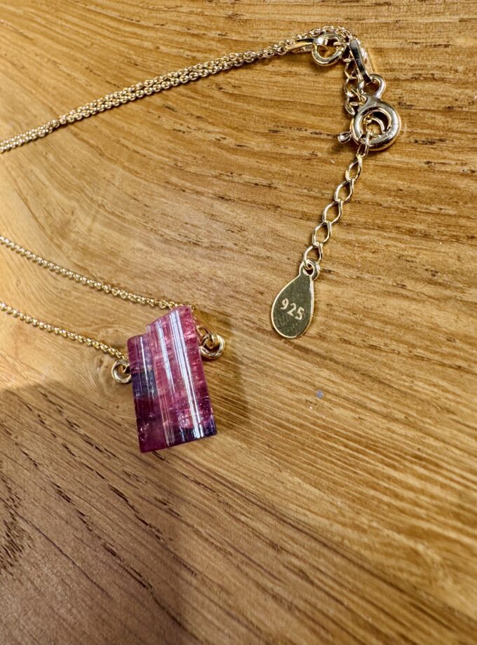 Naszyjnik z Tęczowym Rubelitem z Afganistanu