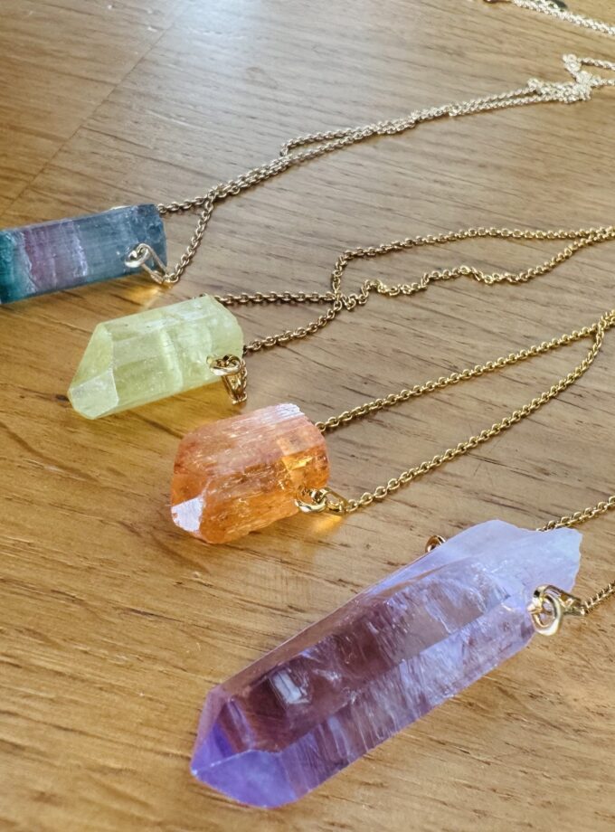 Naszyjnik z tęczowym Turmalinem, Afganistan