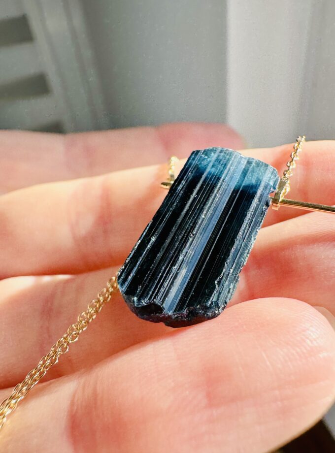 Naszyjnik z dużym Indygolitem, Afganistan