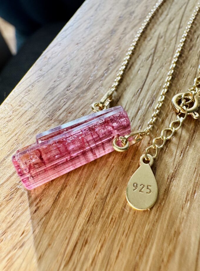 Naszyjnik z Rubelitem z Afganistanu