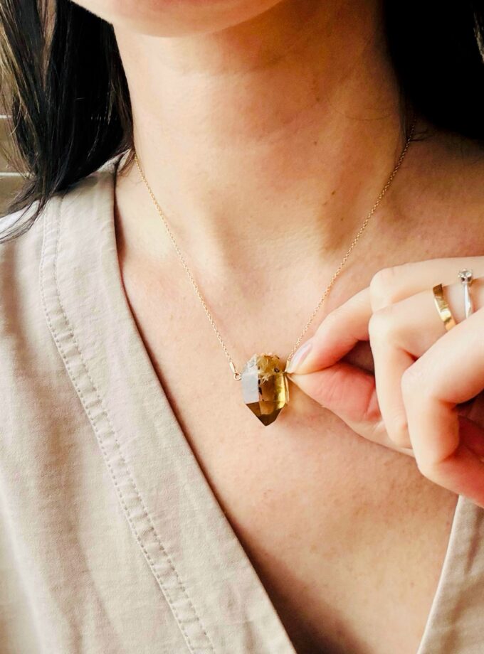 Naszyjnik z Naturalnym Cytrynem z D.R. Kongo (wybór oprawy)