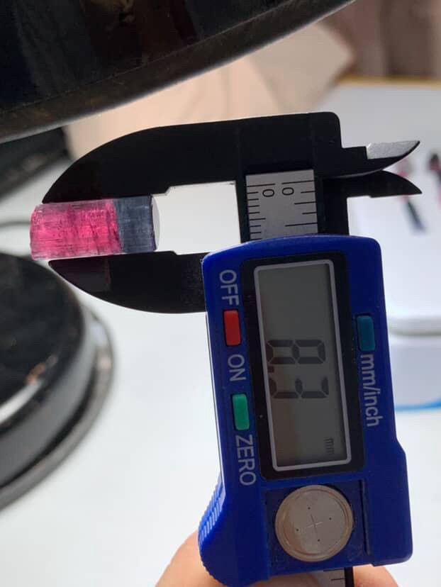 Naszyjnik z dwubarwnym Turmalinem (Rubelit–Indygolit) z Paprok