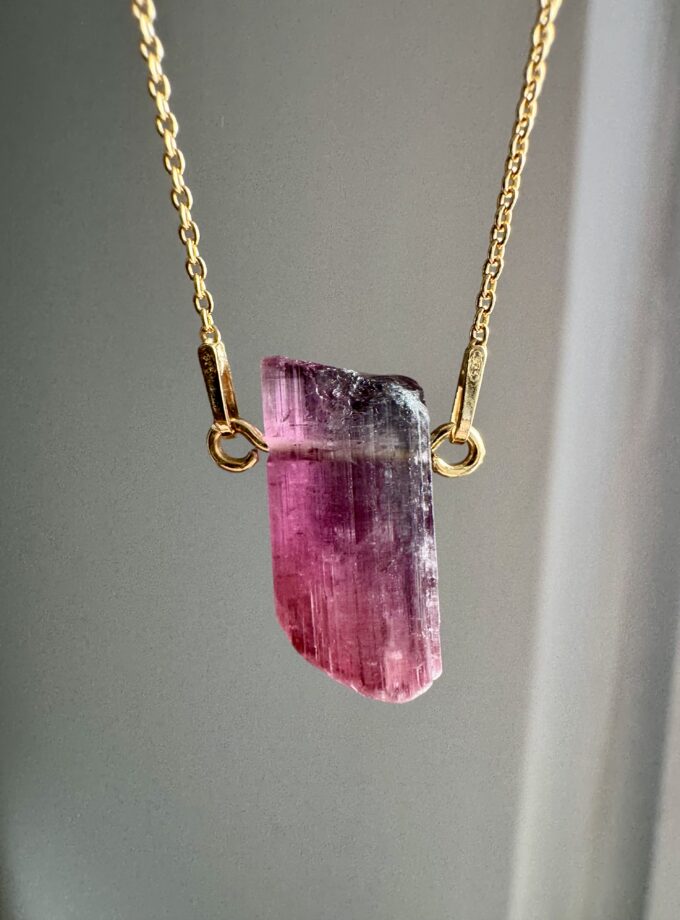 Naszyjnik z Rubelitem z Afganistanu