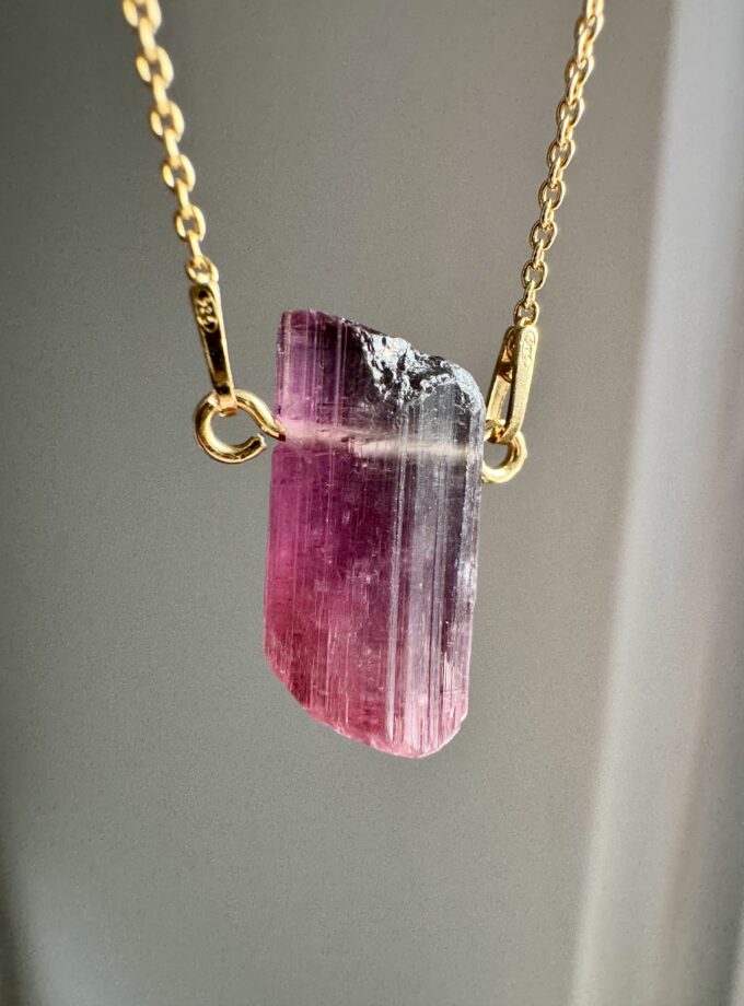 Naszyjnik z Rubelitem z Afganistanu