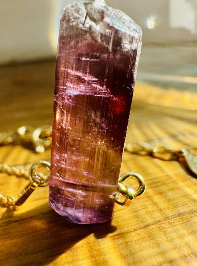 Naszyjnik z Rubelitem z Afganistanu